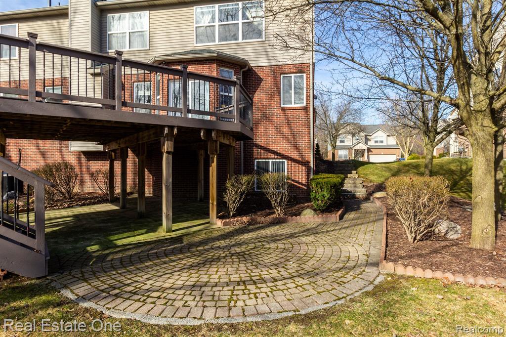 3585 Everett Drive Rochester Hills, MI 48307 - Photo 54 of 75