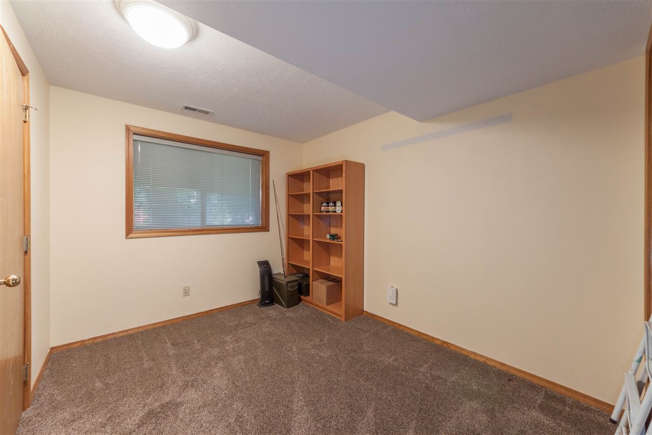 5404 West Rifle Club Road Spokane, WA 99208 - Photo 9 of 25 Gallery Image 9