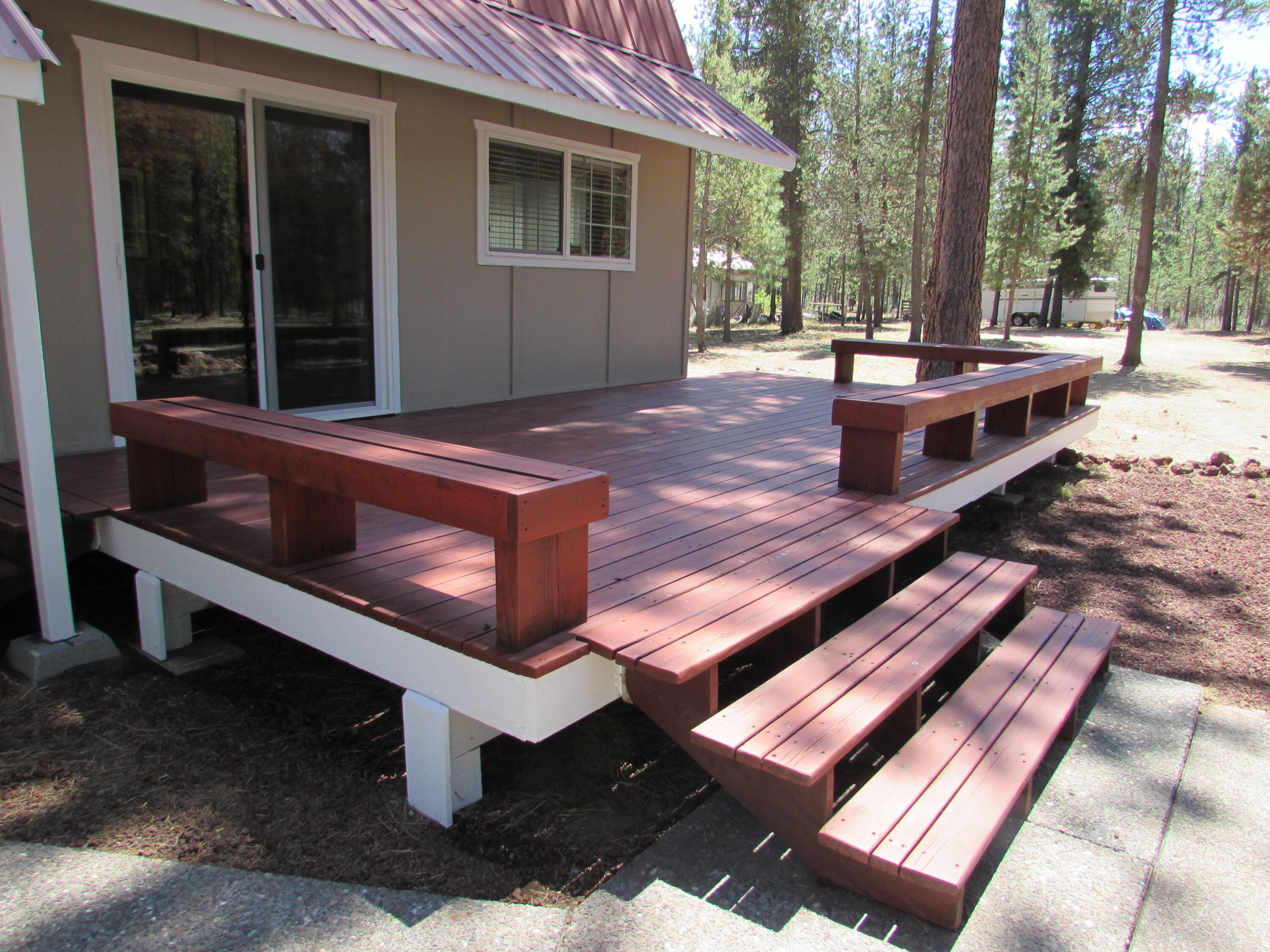 152168 Conestoga Road La Pine, OR 97739 - Photo 5 of 36 Front Deck