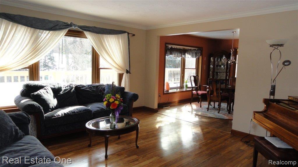 68680 Campground Road Washington, MI 48095 - Photo 4 of 17 DSC02693.JPG