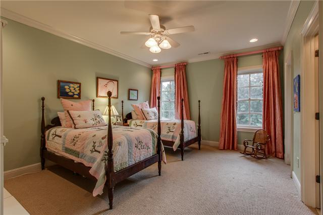 123 Page Road Nashville, TN 37205 - Photo 17 of 20 Bedroom 4 is also located upstairs and has a full bath attached.