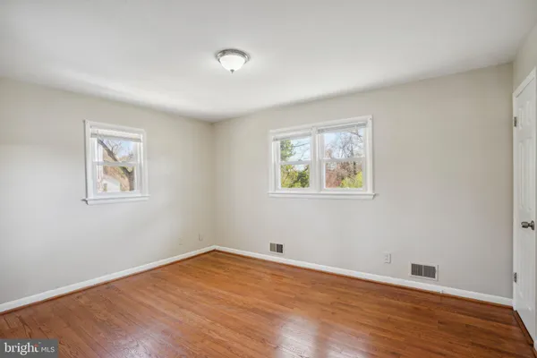 $3,250 | 4107 Javins Drive, Alexandria, VA 22310