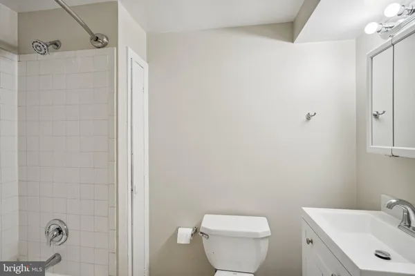 $3,250 | 4107 Javins Drive, Alexandria, VA 22310