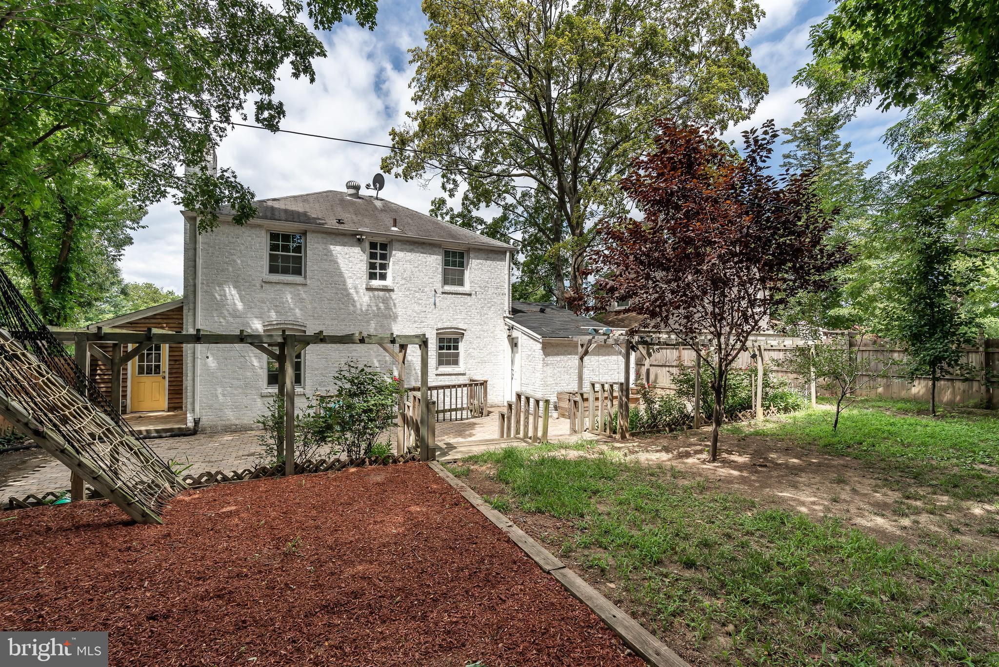 2018 Hayden Road Hyattsville, MD 20782 - Photo 8 of 65 Gallery Image 8