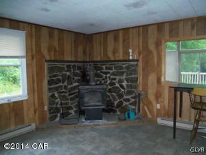 213 Andreas Road Andreas, PA 18211 - Photo 3 of 5 living room