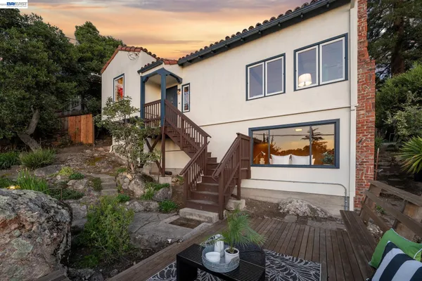 $1,349,000 | 491 Vincente Avenue, Berkeley, CA 94707