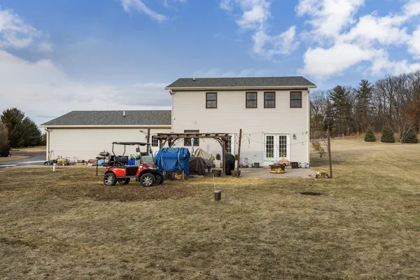 $680,000 | W7507 Iroquois Trail, Delavan, WI 53115