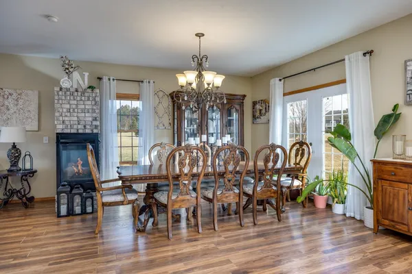 $680,000 | W7507 Iroquois Trail, Delavan, WI 53115