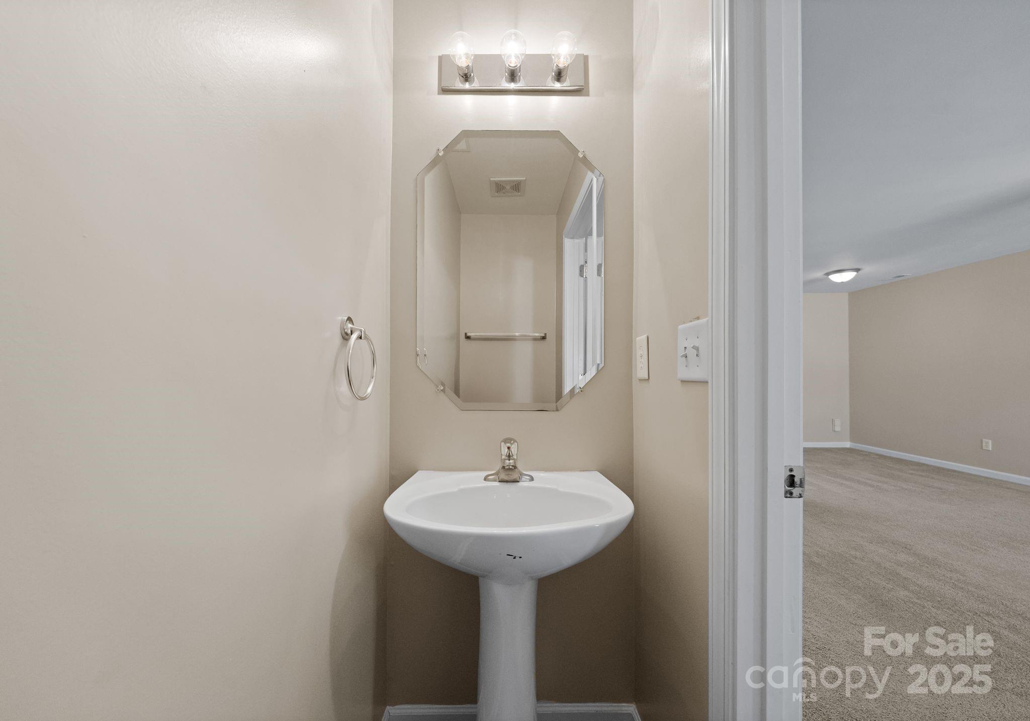 9245 Washam Potts Road Cornelius, NC 28031 - Photo 10 of 20