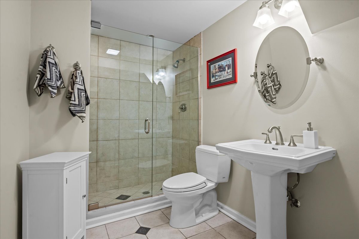 2705 Cherry Lane Northbrook, IL 60062 - Photo 25 of 33