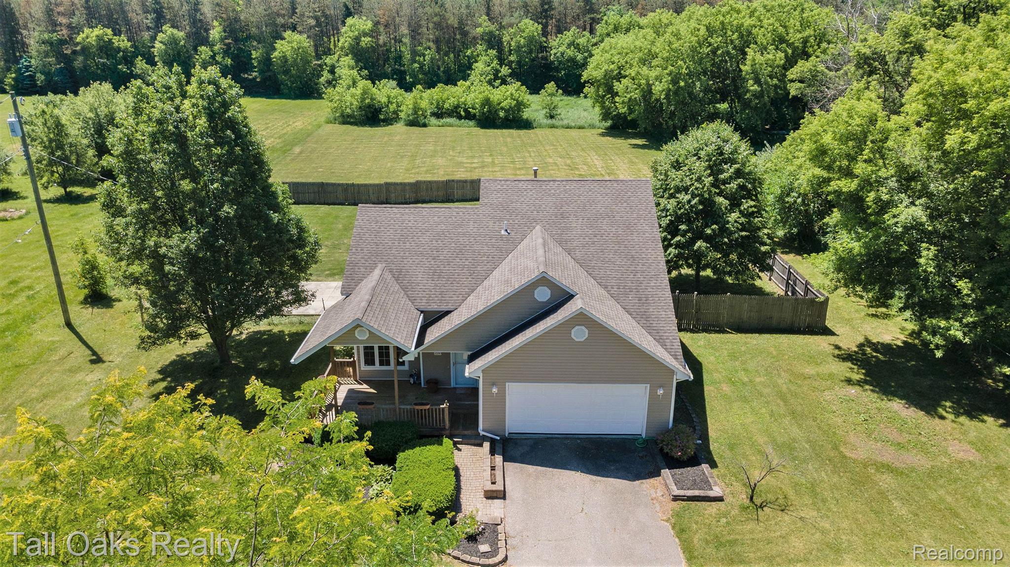 2150 Bowers Road Lapeer, MI 48446 - Photo 2 of 21 Gallery Image 2