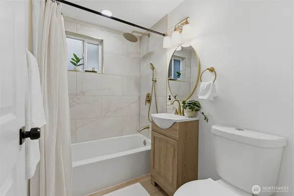 $575,000 | 12002 2nd Avenue Southwest, Seattle, WA 98146
