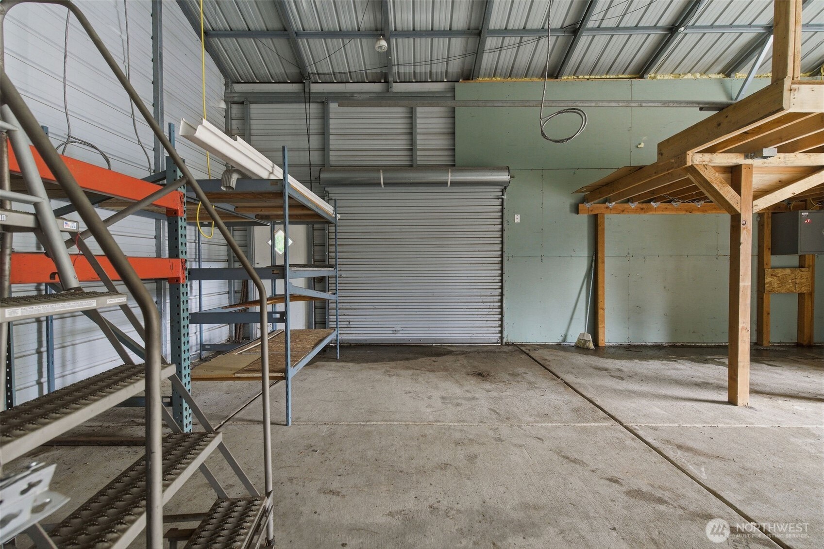 12002 2nd Avenue Southwest Seattle, WA 98146 - Photo 27 of 38