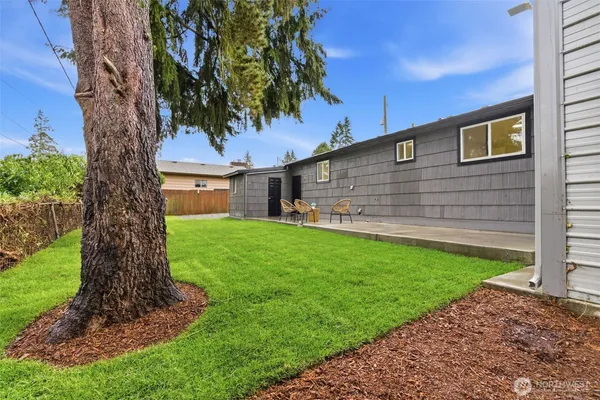 $575,000 | 12002 2nd Avenue Southwest, Seattle, WA 98146