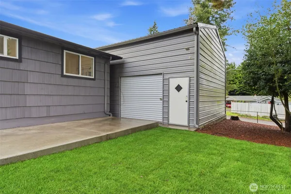 $575,000 | 12002 2nd Avenue Southwest, Seattle, WA 98146