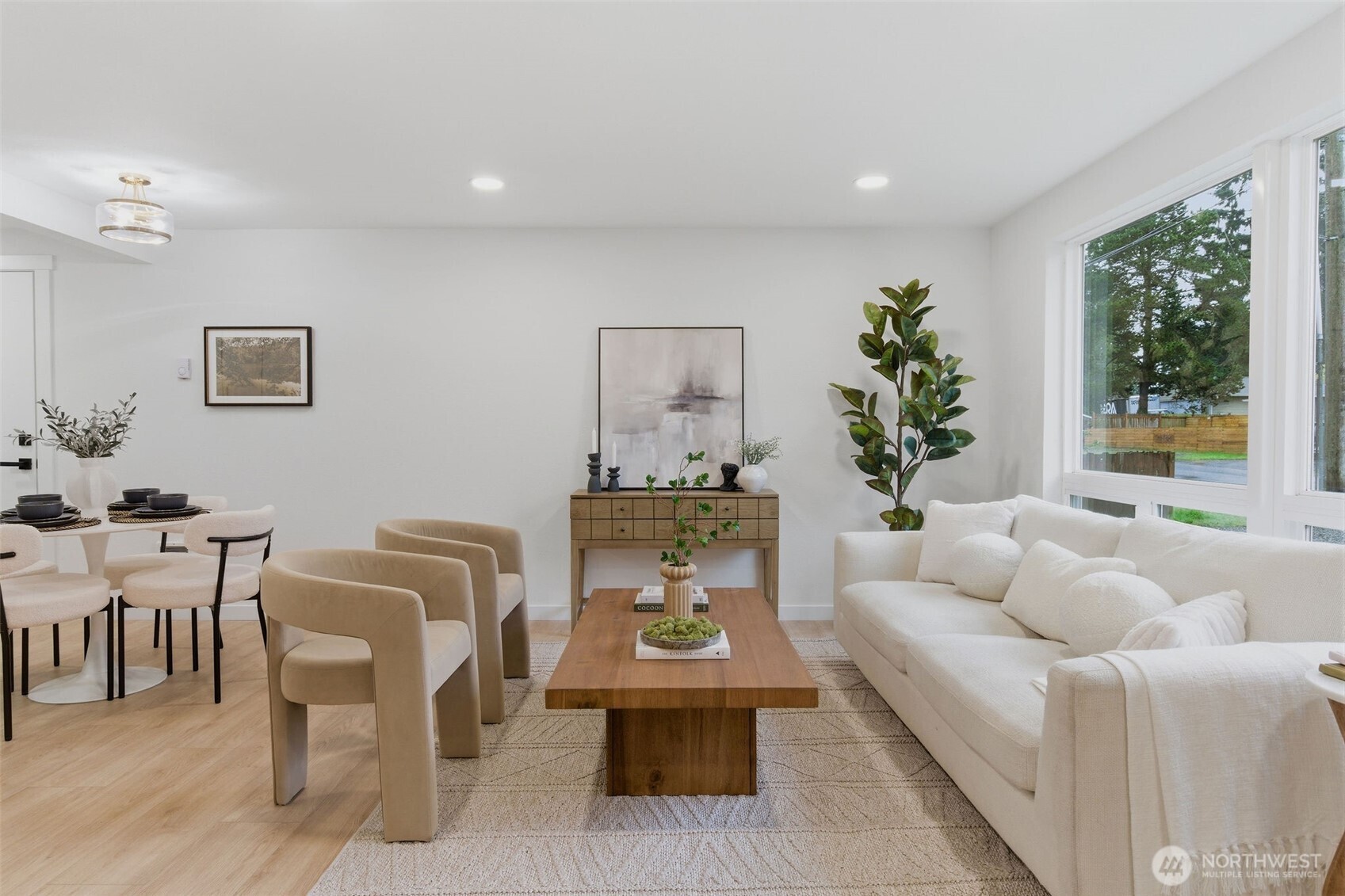 12002 2nd Avenue Southwest Seattle, WA 98146 - Photo 6 of 38