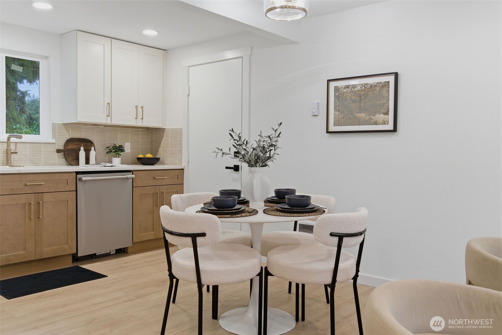 12002 2nd Avenue Southwest Seattle, WA 98146 - Photo 7 of 38