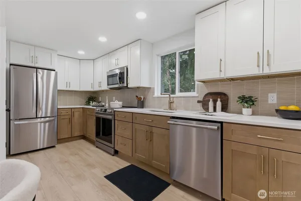$575,000 | 12002 2nd Avenue Southwest, Seattle, WA 98146