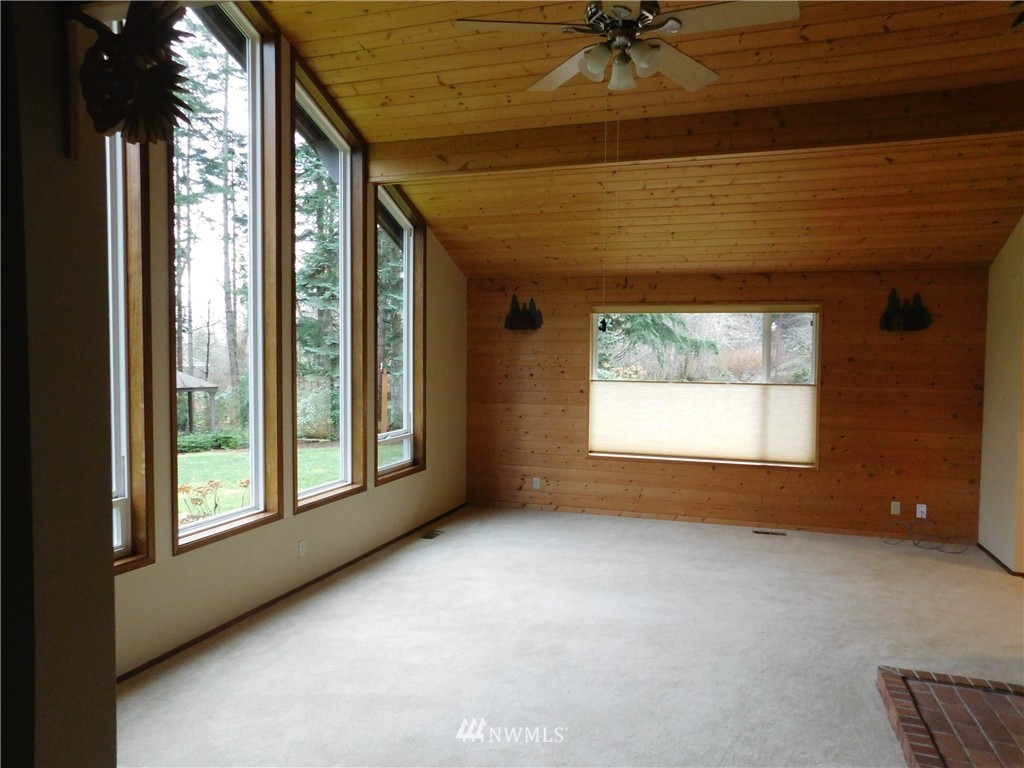 131 Thoren Road Port Ludlow, WA 98365 - Photo 11 of 12 Gallery Image 11