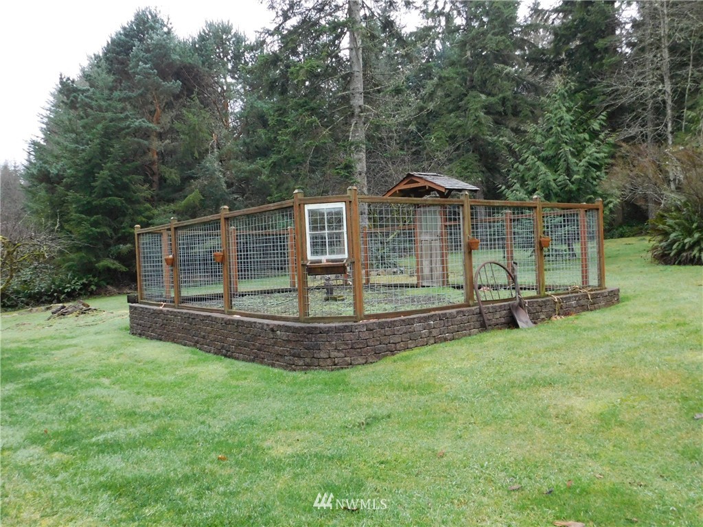 131 Thoren Road Port Ludlow, WA 98365 - Photo 4 of 12 Gallery Image 4