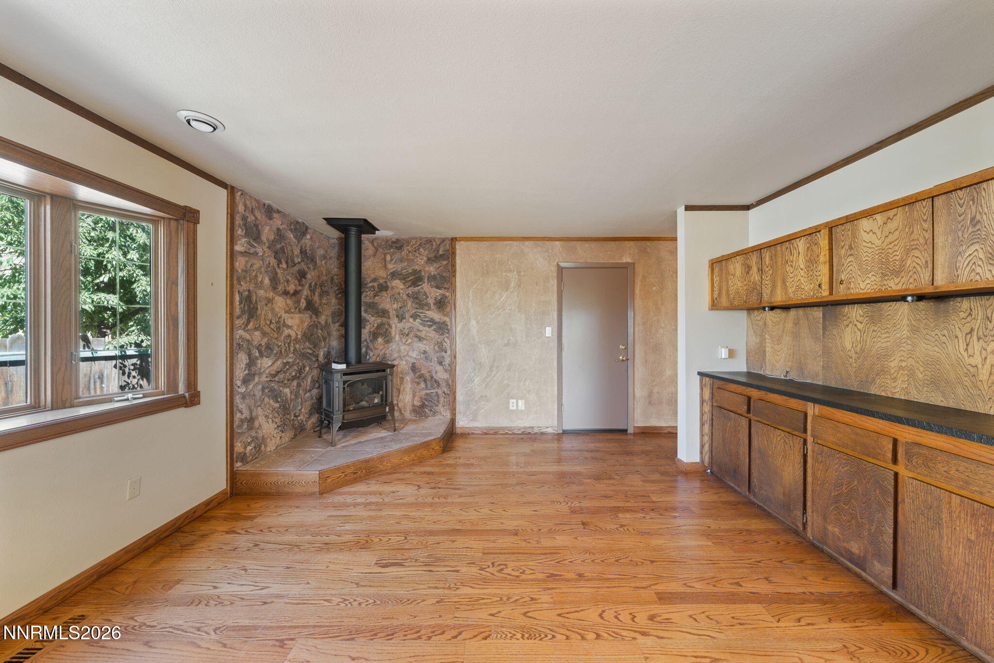 2230 King Edward Drive Reno, NV 89503 - Photo 19 of 51 21-web-or-mls-A7V05067