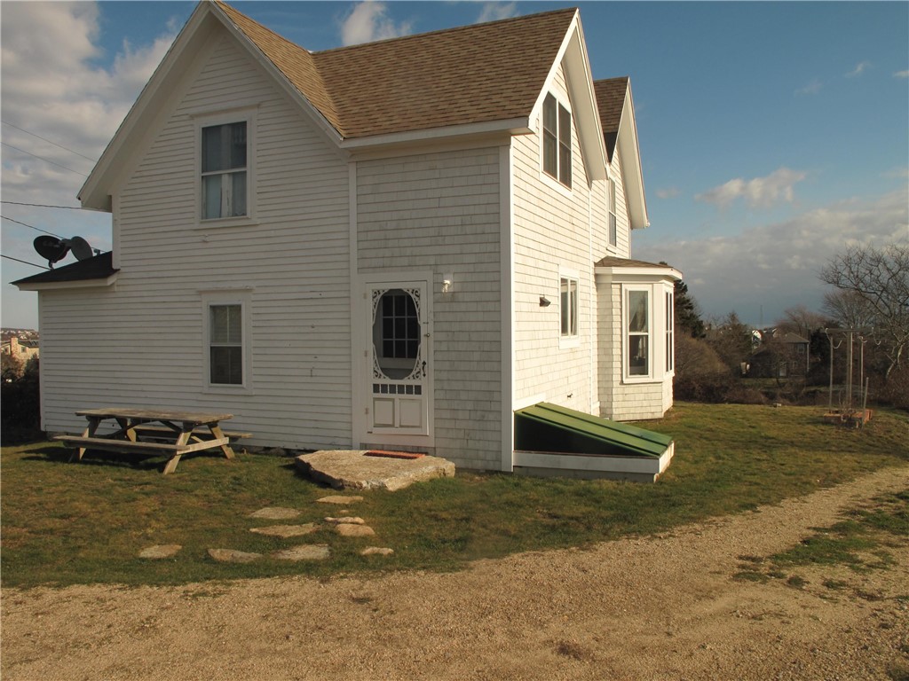 540 Center Road Block Island, RI 02807 - Photo 3 of 20