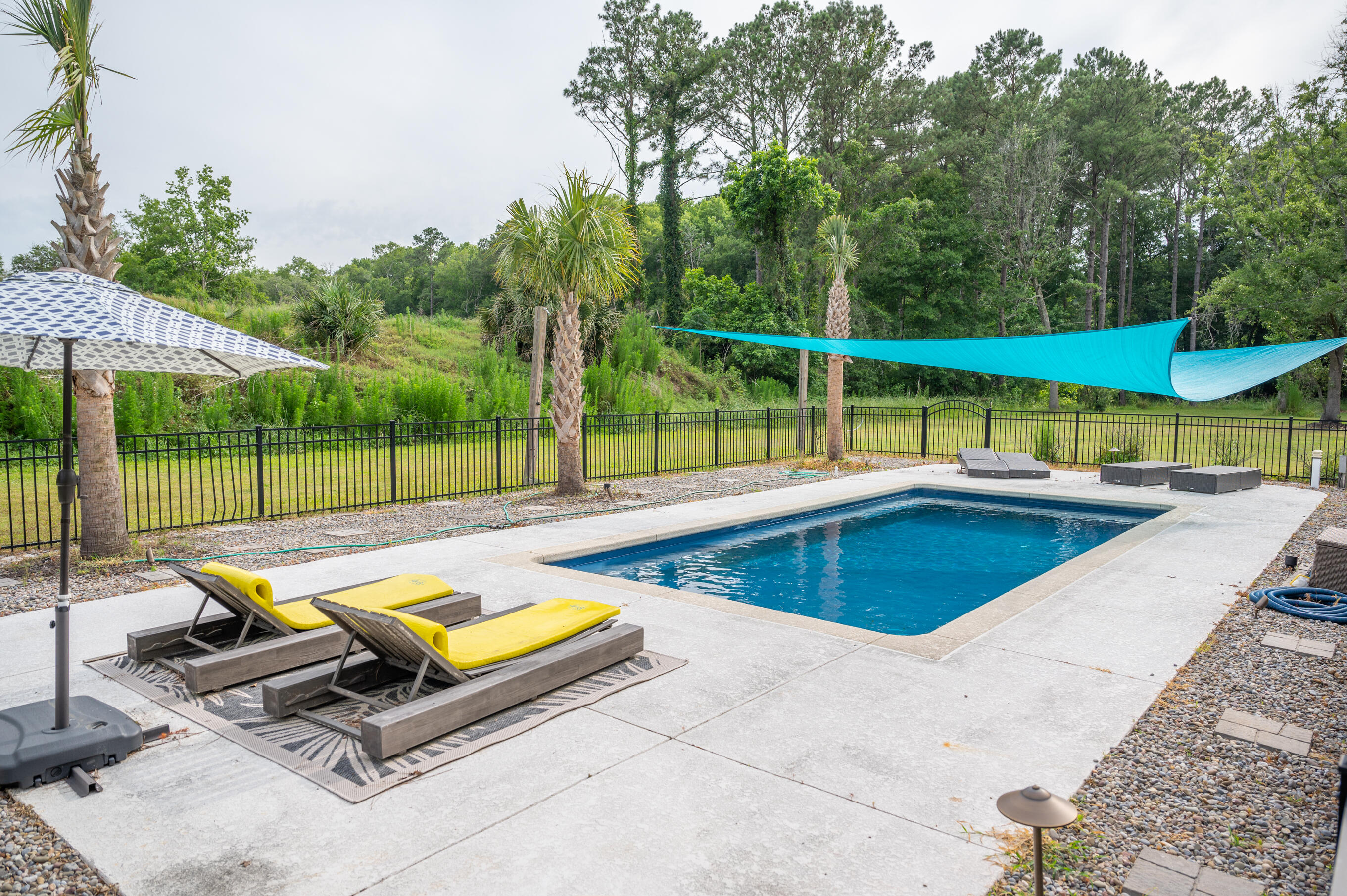 2448 Cape Road Johns Island, SC 29455 - Photo 5 of 87 _0Z62968