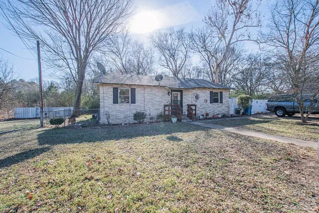 $190,000 | 411 Winnsboro Street, Quitman, TX 75783