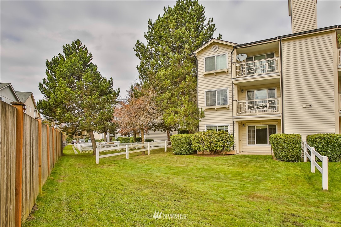 12404 East Gibson Road, Unit P106 Everett, WA 98204 - Photo 18 of 24 Gallery Image 18