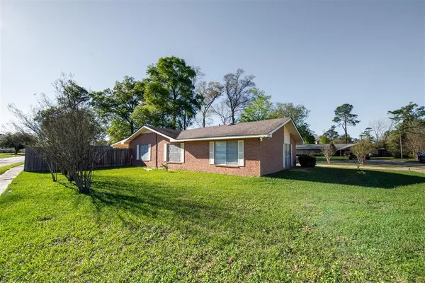 $275,000 | 214 Julie Circle, Oakdale, LA 71463