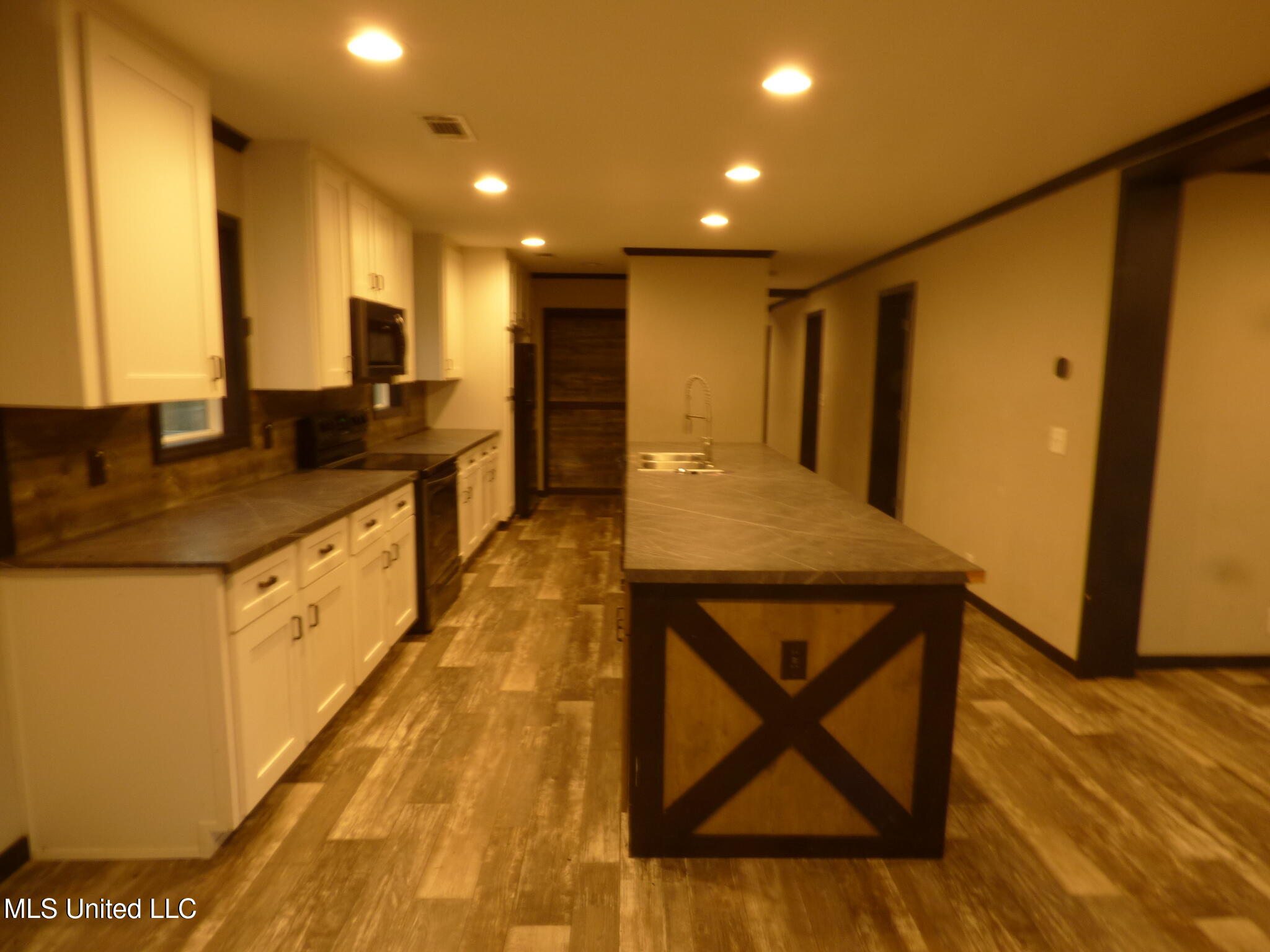 1160 Old Liberty Road McComb, MS 39648 - Photo 12 of 19 P1330963