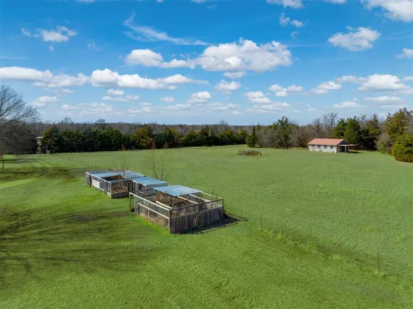 $444,900 | 1900 County Road 33900, Powderly, TX 75473