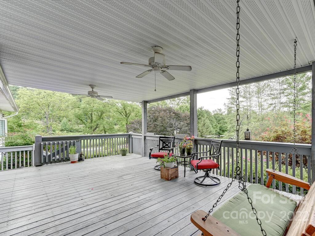 227 Gibbs Road Leicester, NC 28748 - Photo 28 of 41 Gallery Image 28