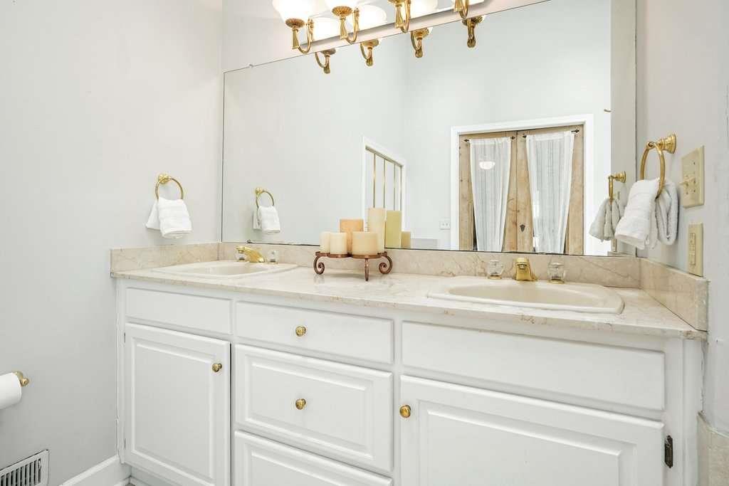 3734 Powers Ferry Road Northwest Atlanta, GA 30342 - Photo 14 of 42