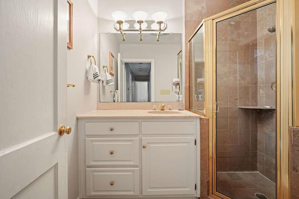 3734 Powers Ferry Road Northwest Atlanta, GA 30342 - Photo 20 of 42