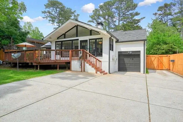 $950,000 | 3734 Powers Ferry Road Northwest, Atlanta, GA 30342