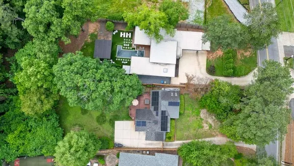 $950,000 | 3734 Powers Ferry Road Northwest, Atlanta, GA 30342