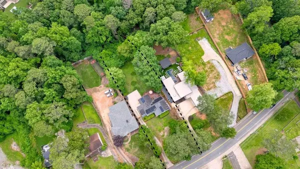 $950,000 | 3734 Powers Ferry Road Northwest, Atlanta, GA 30342