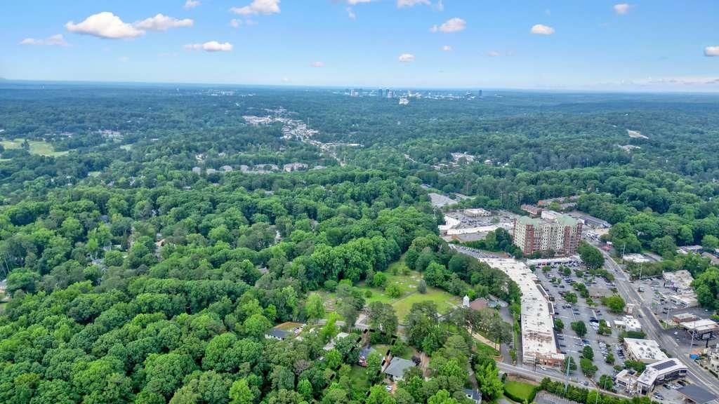3734 Powers Ferry Road Northwest Atlanta, GA 30342 - Photo 38 of 42