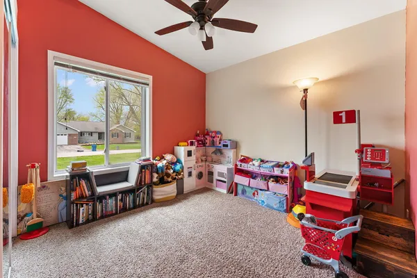 $279,900 | 208 Stevenson Street, Morocco, IN 47963