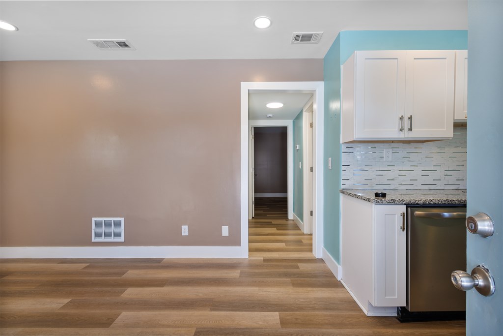 125 Jones Street Blue Ridge, GA 30513 - Photo 8 of 25