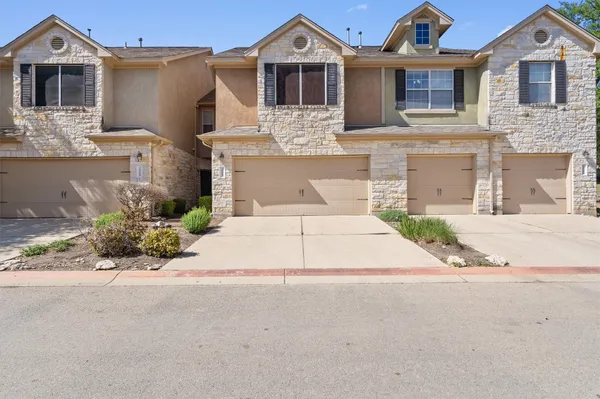 $1,895 | 700 Mandarin Flyway, Unit 2005, Cedar Park, TX 78613