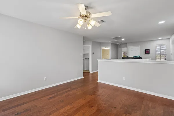 $1,895 | 700 Mandarin Flyway, Unit 2005, Cedar Park, TX 78613