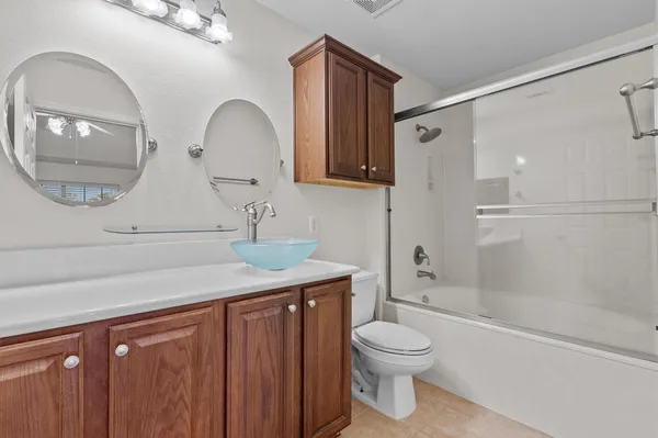 $1,895 | 700 Mandarin Flyway, Unit 2005, Cedar Park, TX 78613