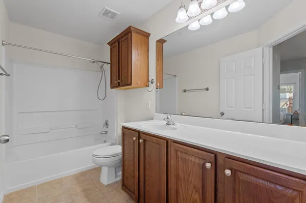 $1,895 | 700 Mandarin Flyway, Unit 2005, Cedar Park, TX 78613