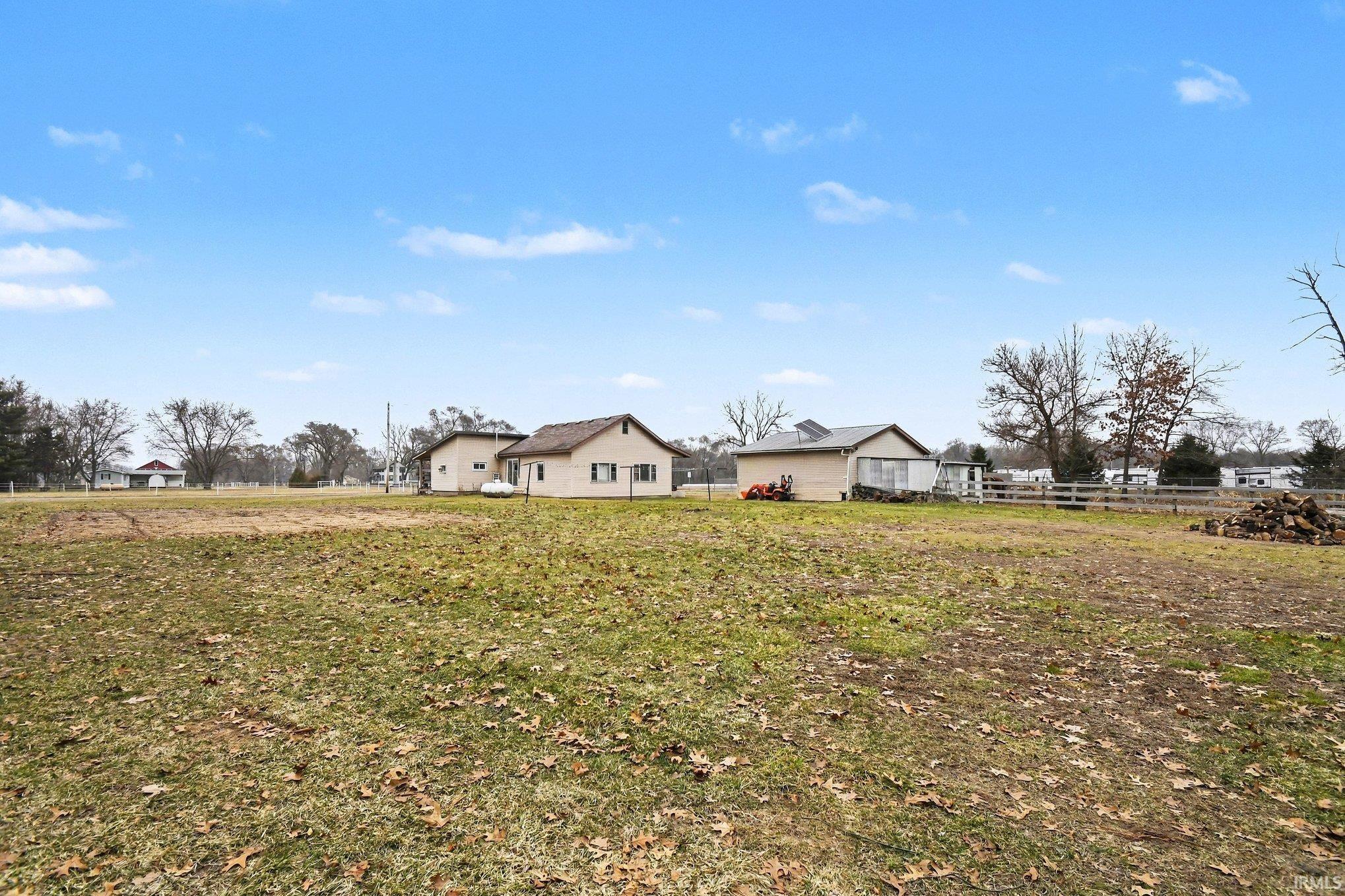 10152 County Road 2 Middlebury, IN 46540 - Photo 13 of 16