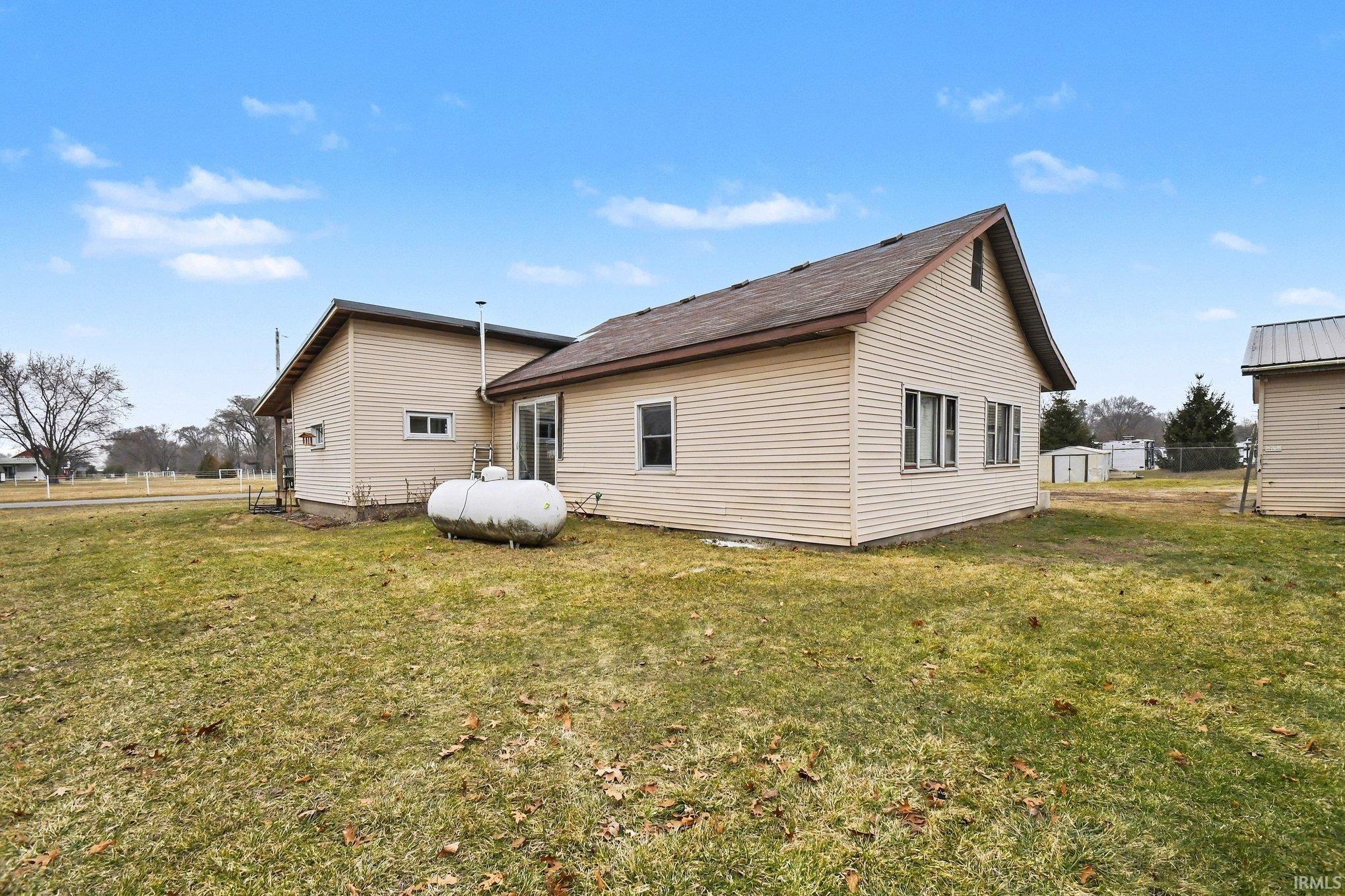 10152 County Road 2 Middlebury, IN 46540 - Photo 14 of 16