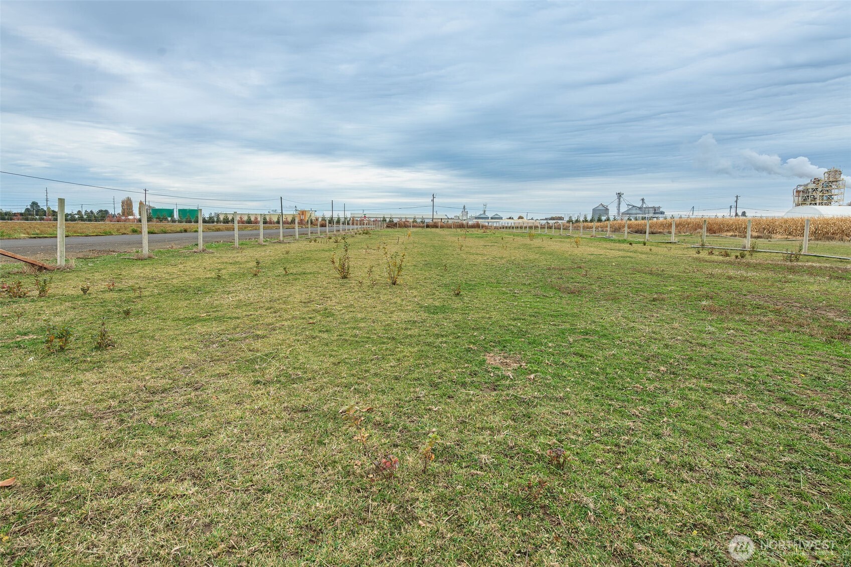 10586 P 2 Quincy, WA 98848 - Photo 17 of 20 a view of an ocean