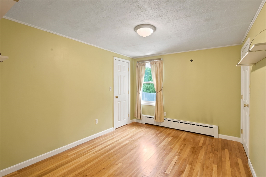 18 Gifford Road Westport, MA 02790 - Photo 13 of 28