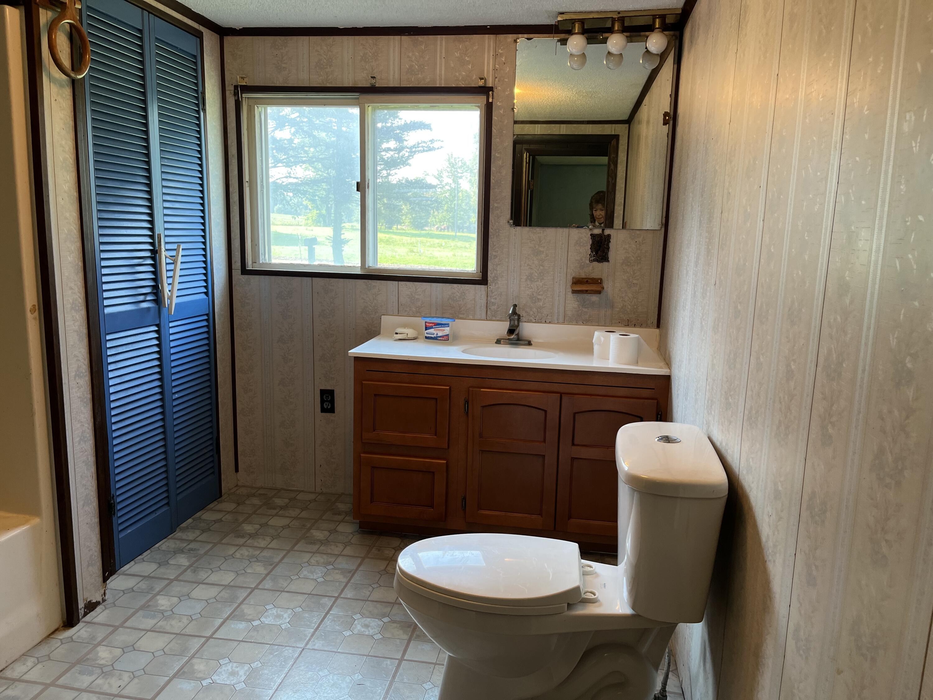18991 R Drive South Tekonsha, MI 49092 - Photo 15 of 17 IMG_3804 (1)